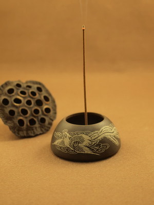 澄泥石刻鳳香插 純手工雕刻的石質(zhì)香爐與盤(pán)香爐批發(fā)指南